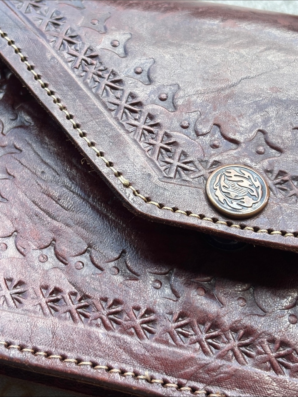 Vintage Tooled Leather Crossbody Envelope Purse Brown Boho Western Festival Bag - Picture 3 of 10